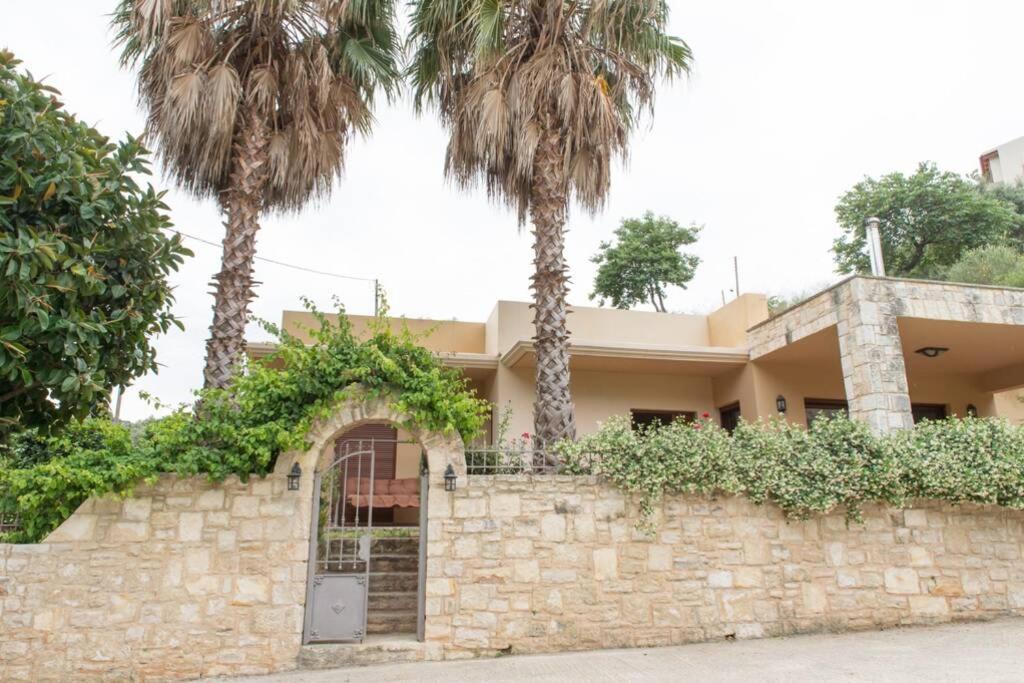Heraklion Comfy House With Mountain View Экстерьер фото