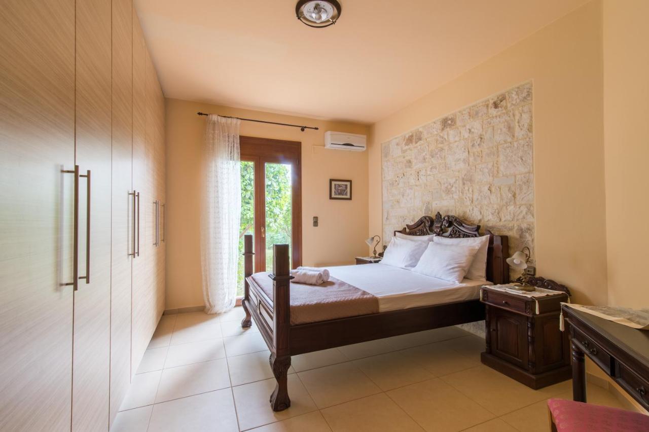 Heraklion Comfy House With Mountain View Экстерьер фото