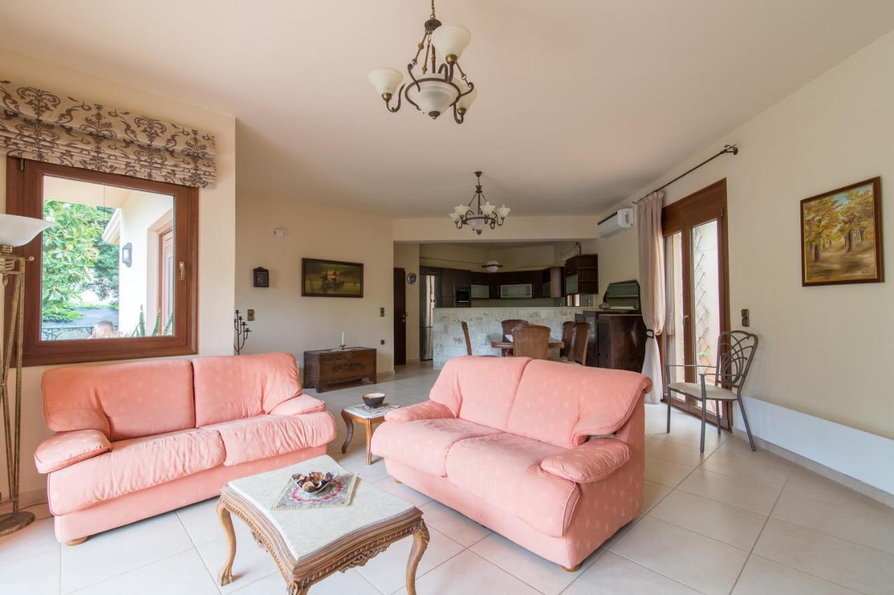 Heraklion Comfy House With Mountain View Экстерьер фото