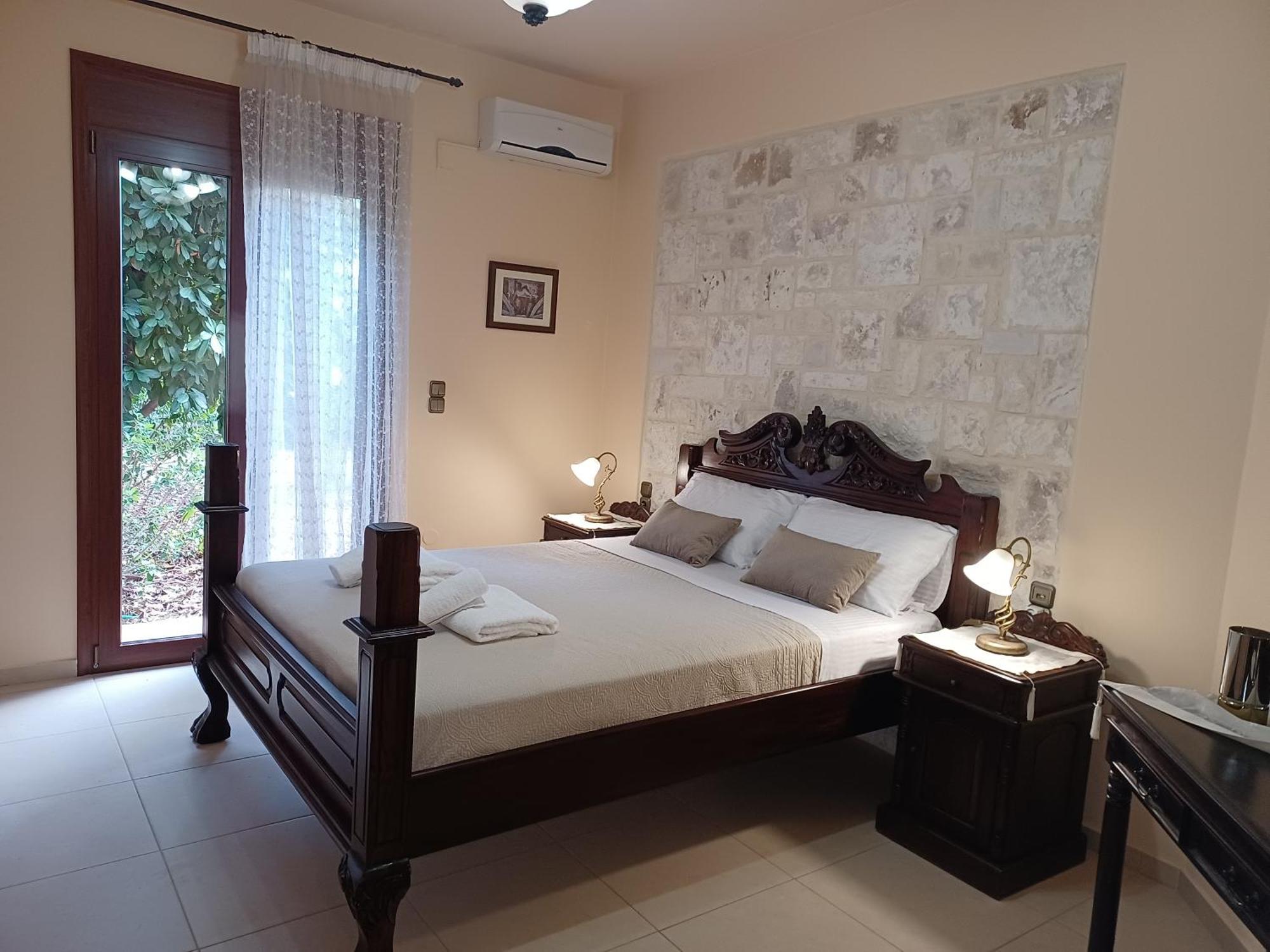 Heraklion Comfy House With Mountain View Экстерьер фото