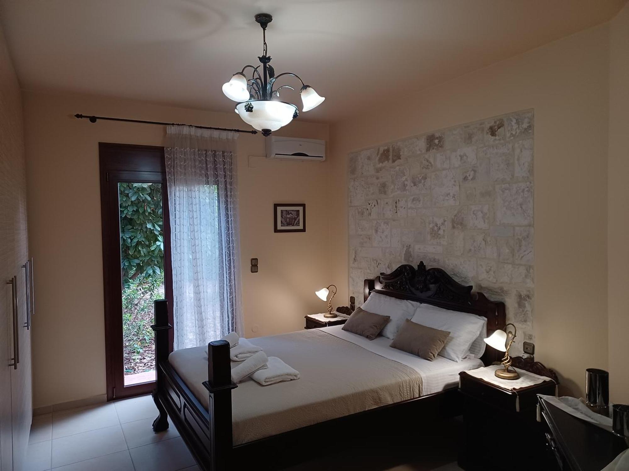 Heraklion Comfy House With Mountain View Экстерьер фото
