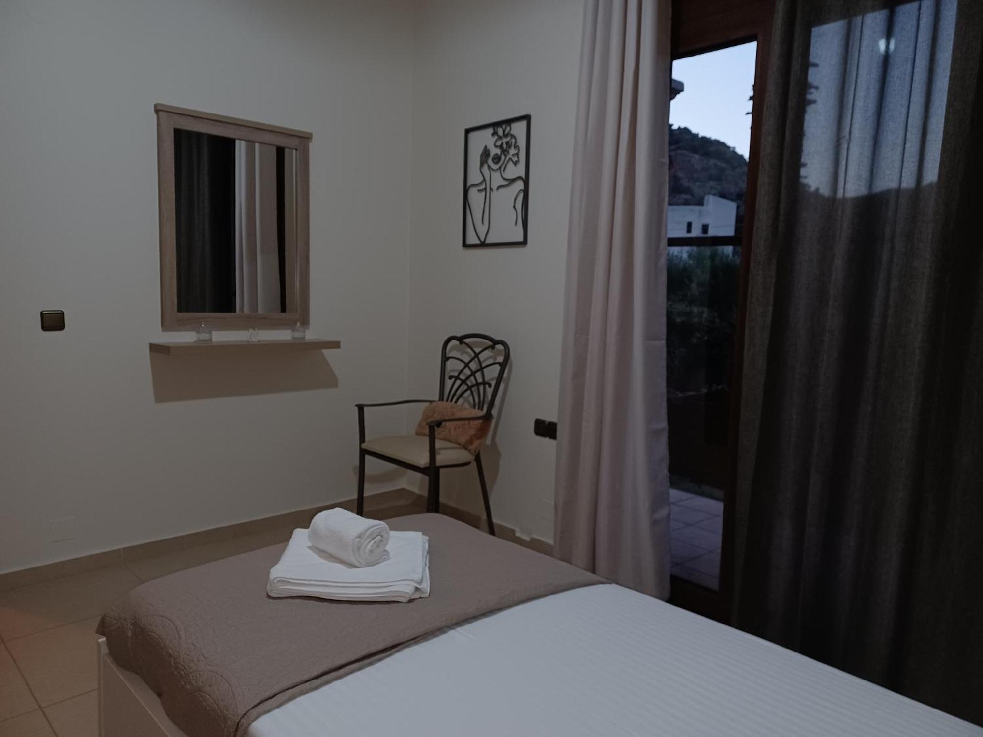 Heraklion Comfy House With Mountain View Экстерьер фото